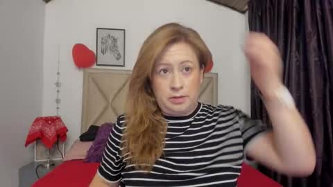 Snapshot of monicapink_ chatting on 23, 2, 2026 Mony online show from 23, 2, 2026