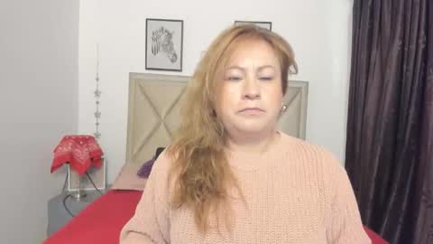 Snapshot of monicapink_ chatting on 2, 3, 2026 Mony online show from 2, 3, 2026