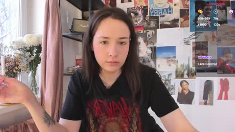 Monica online show from 6, 1, 2025