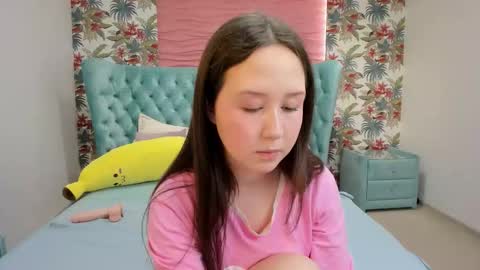 Snapshot of monicasway chatting on 27, 11, 2025 Monica online show from 27, 11, 2025