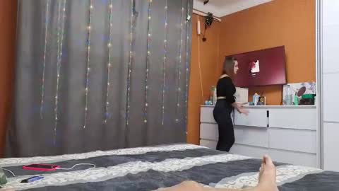 Snapshot of monicatedyy chatting on 4, 10, 2025 Monica Teddy online show from 4, 10, 2025