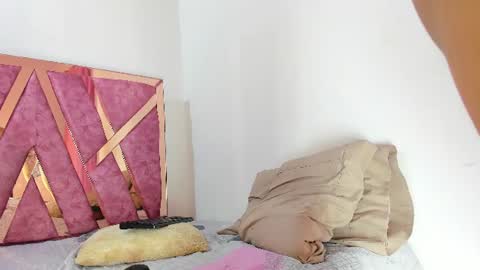 Snapshot of moniicaferrer chatting on 26, 7, 2026 Monica online show from 26, 7, 2026