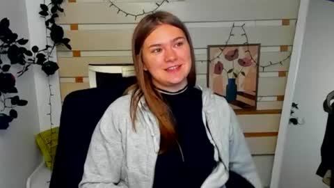 Monika online show from 8, 7, 2026