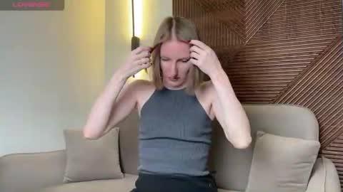 Snapshot of monikabos chatting on 20, 7, 2026 MonikaBos online show from 20, 7, 2026