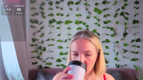 Monik online show from 5, 4, 2026