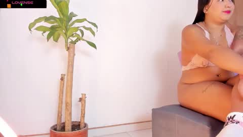 monikk__harrison online show from 23, 10, 2025