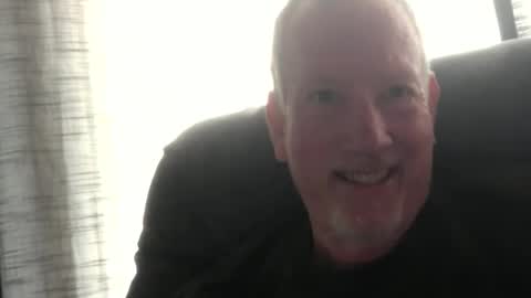 Snapshot of monkeedance chatting on 29, 12, 2024 Monkee Dance online show from 29, 12, 2024