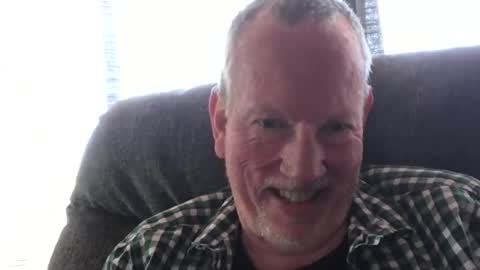 Snapshot of monkeedance chatting on 14, 9, 2025 Monkee Dance online show from 14, 9, 2025