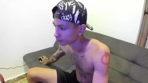 monkeyd_66 online show from 20, 12, 2024