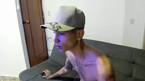 Snapshot of monkeyd_66 chatting on 30, 12, 2024 monkeyd_66 online show from 30, 12, 2024