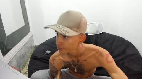 Snapshot of monkeyd_66 chatting on 26, 1, 2025 monkeyd_66 online show from 26, 1, 2025