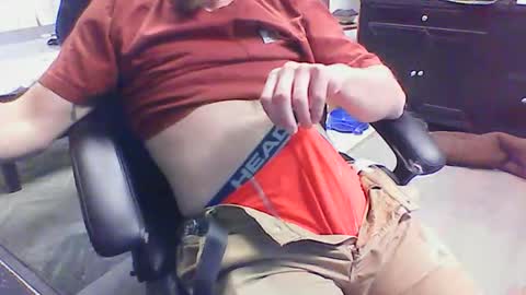 Snapshot of monkeypants04 chatting on 26, 5, 2026 monkeypants04 online show from 26, 5, 2026
