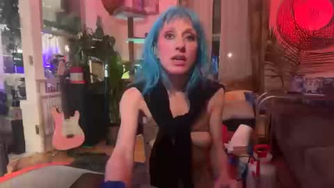 Monosyllable online show from 10, 10, 2025