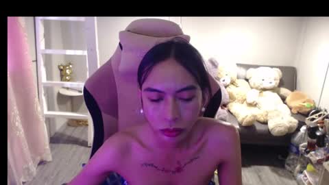 ELYSE A SIMPLE GIRL online show from 15, 4, 2026