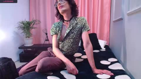 Linda Darling online show from 22, 12, 2025