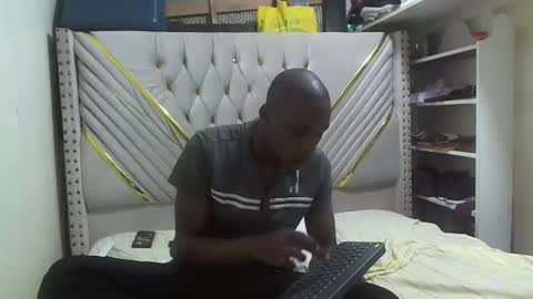 Snapshot of monstrous_cock1 chatting on 8, 6, 2026 monstrous_cock1 online show from 8, 6, 2026