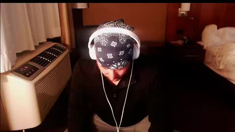 Kingalby817 online show from 4, 3, 2025