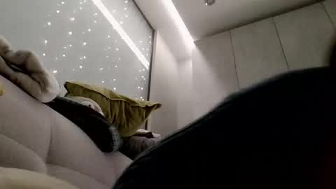 moodiemira online show from 5, 11, 2025