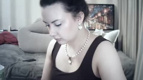 Snapshot of moodiemira chatting on 10, 6, 2026 moodiemira online show from 10, 6, 2026