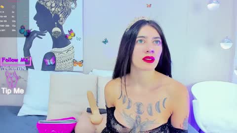 Snapshot of moon_blue95 chatting on 9, 4, 2026 Moon online show from 9, 4, 2026