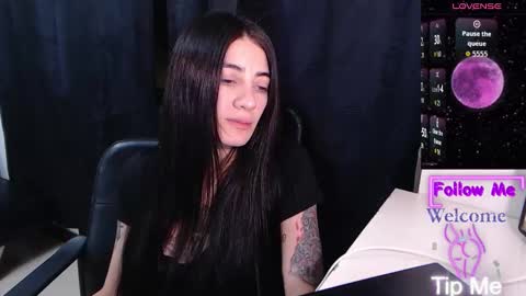 Snapshot of moon_magic666 chatting on 2, 3, 2026 Moon Magic666 online show from 2, 3, 2026