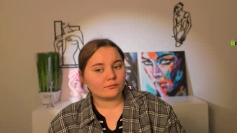 Snapshot of moon_shine25 chatting on 10, 11, 2025 moon-shine25 online show from 10, 11, 2025