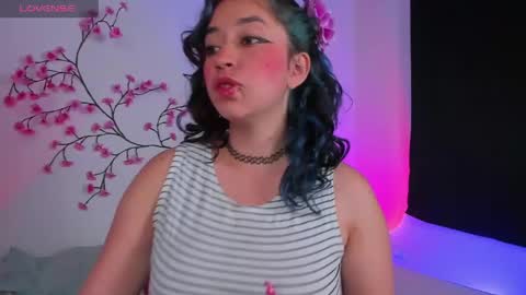 Snapshot of moon_sofii chatting on 17, 4, 2026 Sofii model Independent online show from 17, 4, 2026