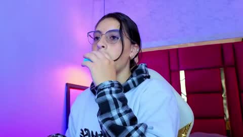 Snapshot of moon_winy chatting on 30, 4, 2026 Winy online show from 30, 4, 2026