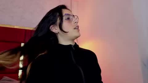 Snapshot of moon_winy chatting on 17, 6, 2026 Winy online show from 17, 6, 2026