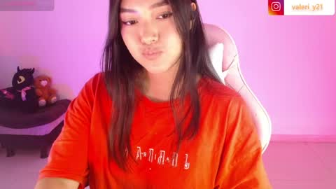 Snapshot of moonbella_bell chatting on 5, 5, 2026 bell online show from 5, 5, 2026