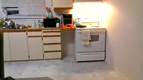 moonbutterfly94 online show from 22, 11, 2025