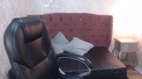 Charlotte online show from 24, 2, 2025