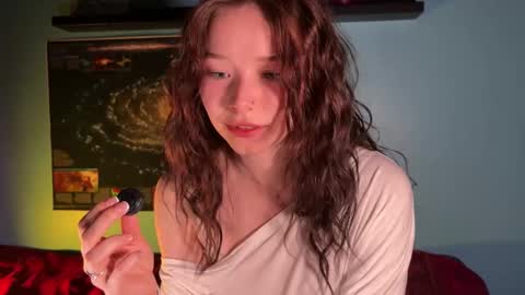 Snapshot of moonfaced_ chatting on 28, 3, 2026 Ann online show from 28, 3, 2026