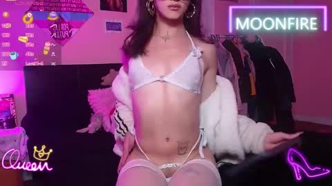 Snapshot of moonfiredance chatting on 4, 5, 2026 Nicky online show from 4, 5, 2026