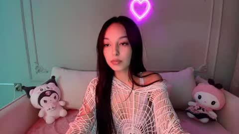 Mia online show from 1, 12, 2025