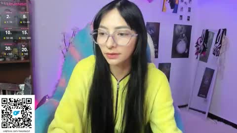 MOON  online show from 29, 10, 2025