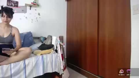 Snapshot of moonlunita chatting on 9, 9, 2025 moonlunita online show from 9, 9, 2025