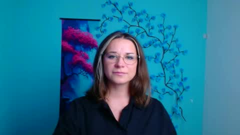 Susanna online show from 23, 11, 2025