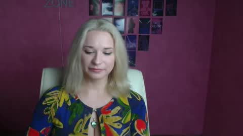 Susanna online show from 10, 4, 2026