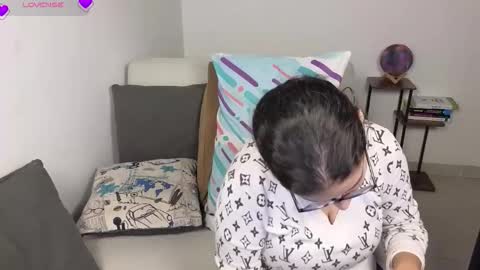 Moon Woman online show from 9, 3, 2026