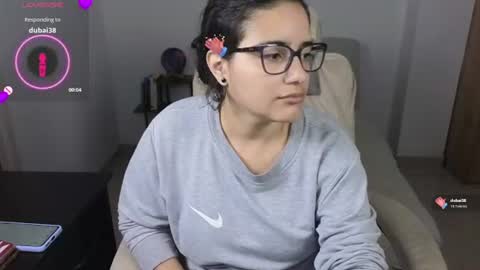 Snapshot of moonwoman_ chatting on 14, 7, 2026 Moon Woman online show from 14, 7, 2026