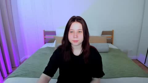 Snapshot of mooonlightsky chatting on 21, 4, 2026 Charli online show from 21, 4, 2026