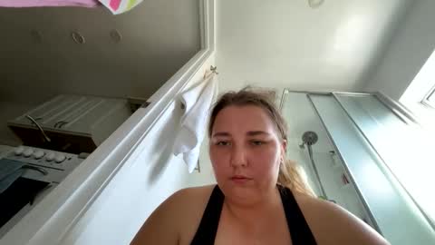 Snapshot of moorning_burst chatting on 3, 11, 2025 moorning_burst online show from 3, 11, 2025