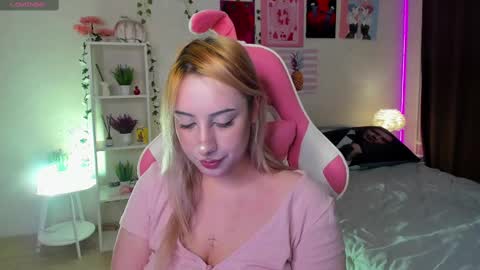 Morana Mayer online show from 15, 2, 2025