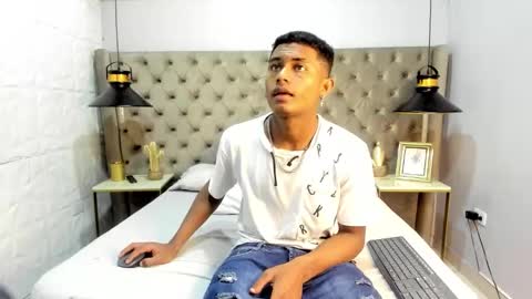 Mmorenito online show from 30, 10, 2025