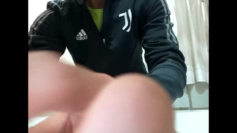 Cloud Strife online show from 10, 1, 2025