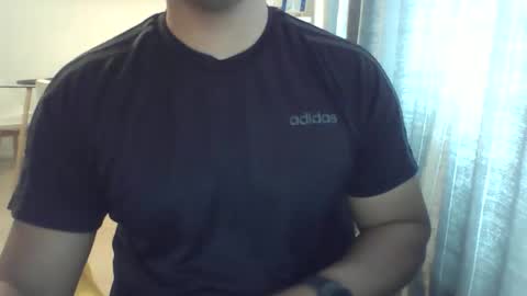 Snapshot of morenolatin19 chatting on 28, 5, 2026 Jos Luis online show from 28, 5, 2026