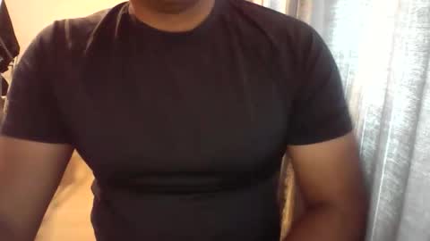 Snapshot of morenolatin19 chatting on 1, 6, 2026 Jos Luis online show from 1, 6, 2026