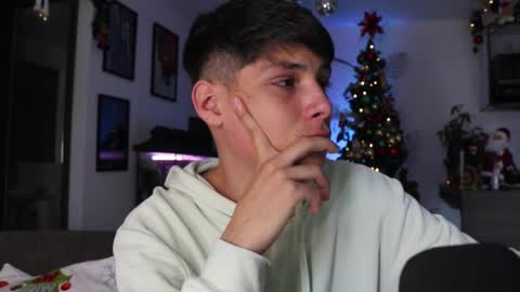 Snapshot of morgan_hiller chatting on 3, 12, 2024 online show from 3, 12, 2024