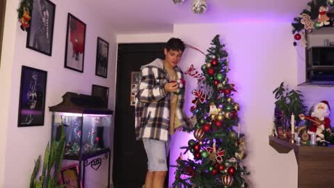 Snapshot of morgan_hiller chatting on 13, 1, 2025 online show from 13, 1, 2025